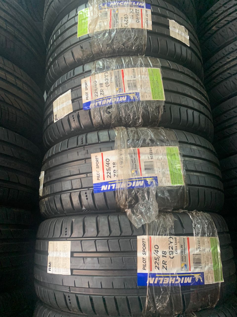 New Tyre 225/40ZR18 Michelin Year 2024 - Image 3