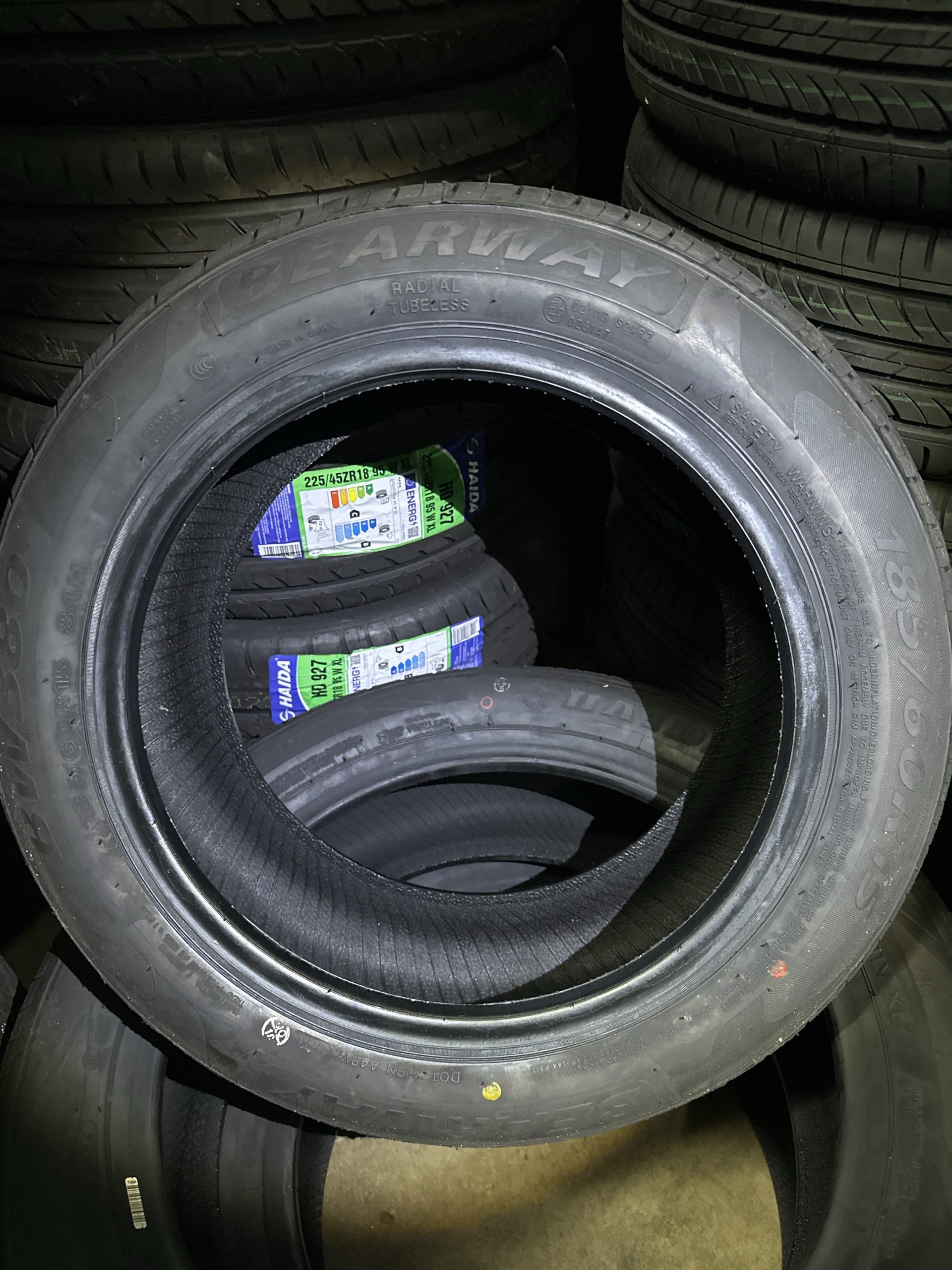 New Tyre 185/60R15 BEARWAY BW380 84H Year 2024 - Image 2