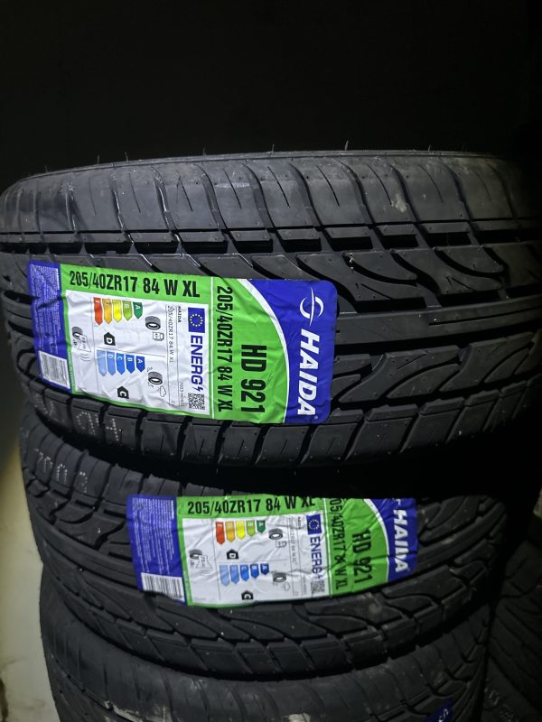 New Tyre 205/40ZR17 HAIDA HD921 Year 2024