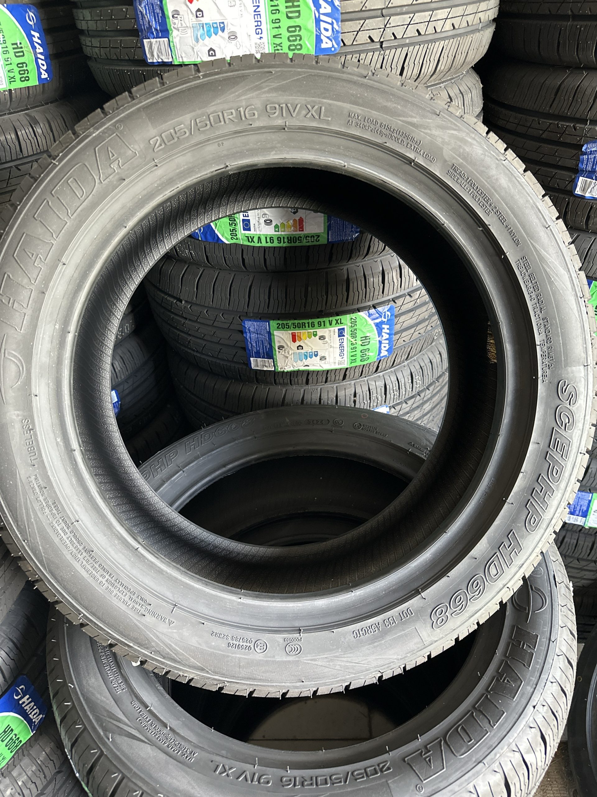 New Tyre 205/50R16 HAIDA HD668 Year 2024 - Image 2